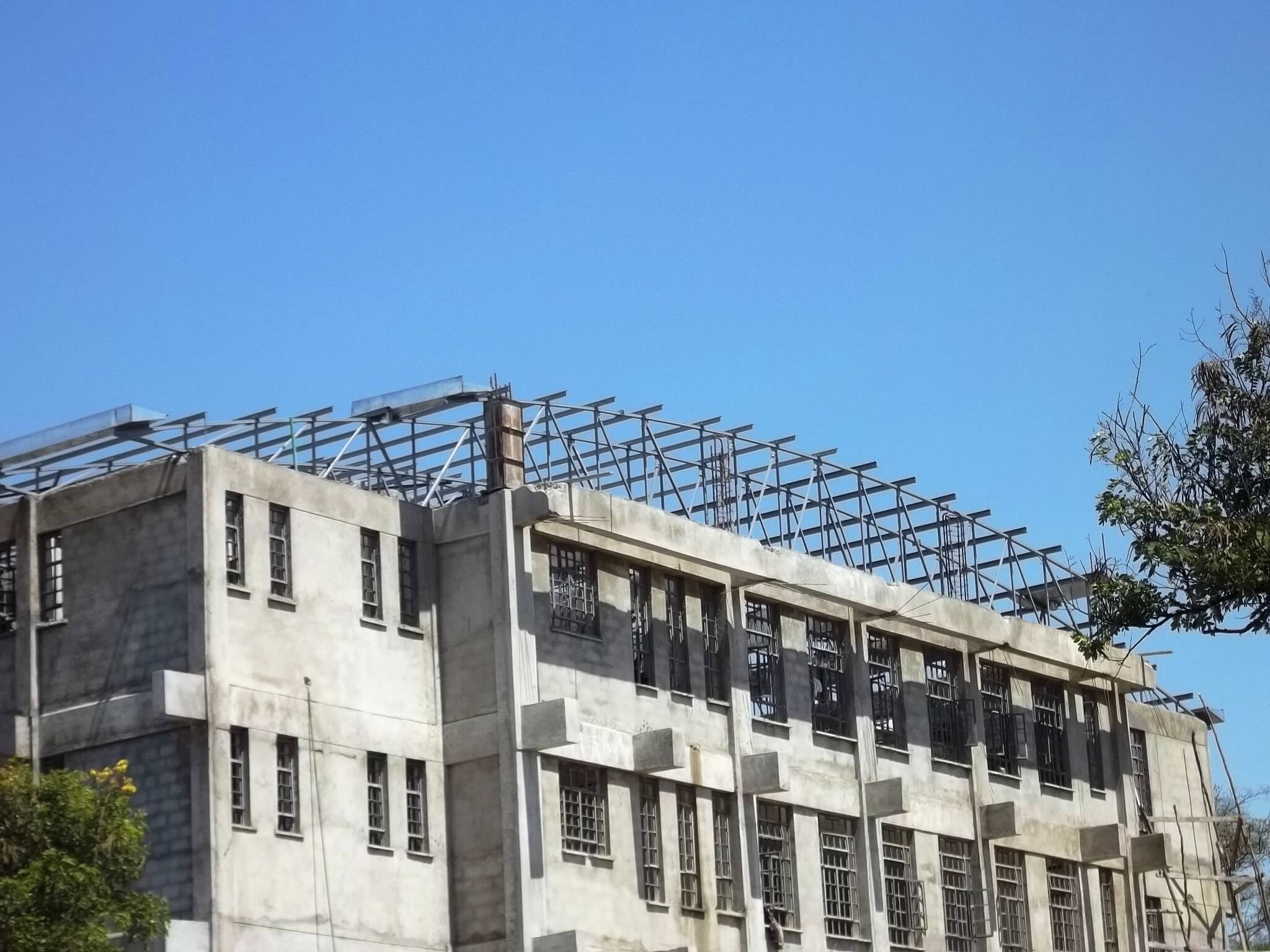 SSS4256 - 2013 - Roof over Commercial Law Courts Building,Kisumu,Kenya