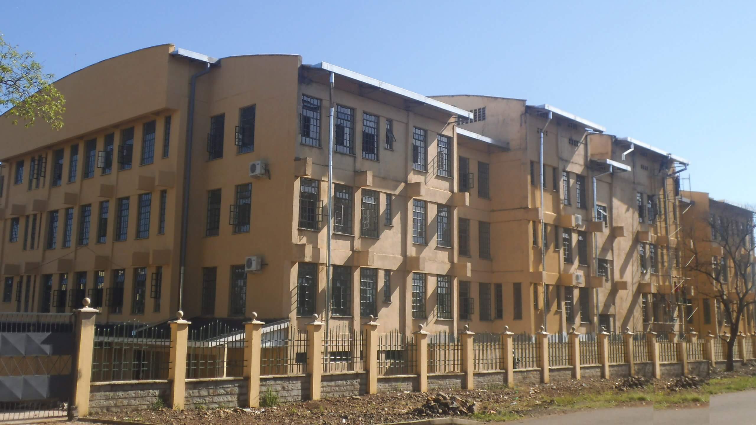 SSS4256-2014-Commercial Law Courts Building,Kisumu,Kenya.